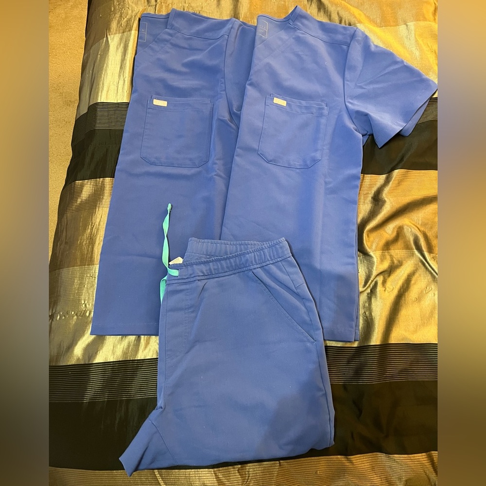 Figs Men’s Denim Blue Scrub Set